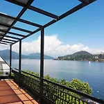 Casa Fiorino アパート アローナ
